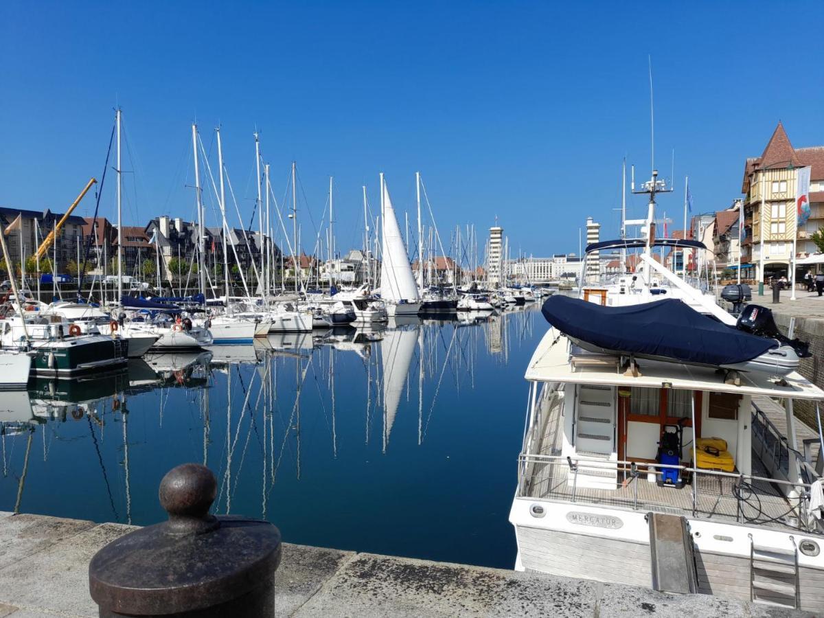 Studio Les Marinas-10 By Interhome 多维尔 外观 照片